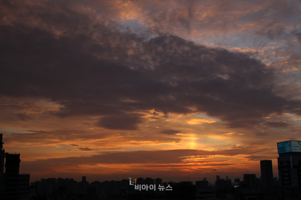 [포토] 비 그친 하늘의 노을